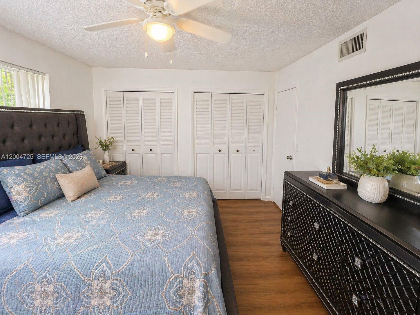 TOWNHOMES OF ORIOLE II - Residential
