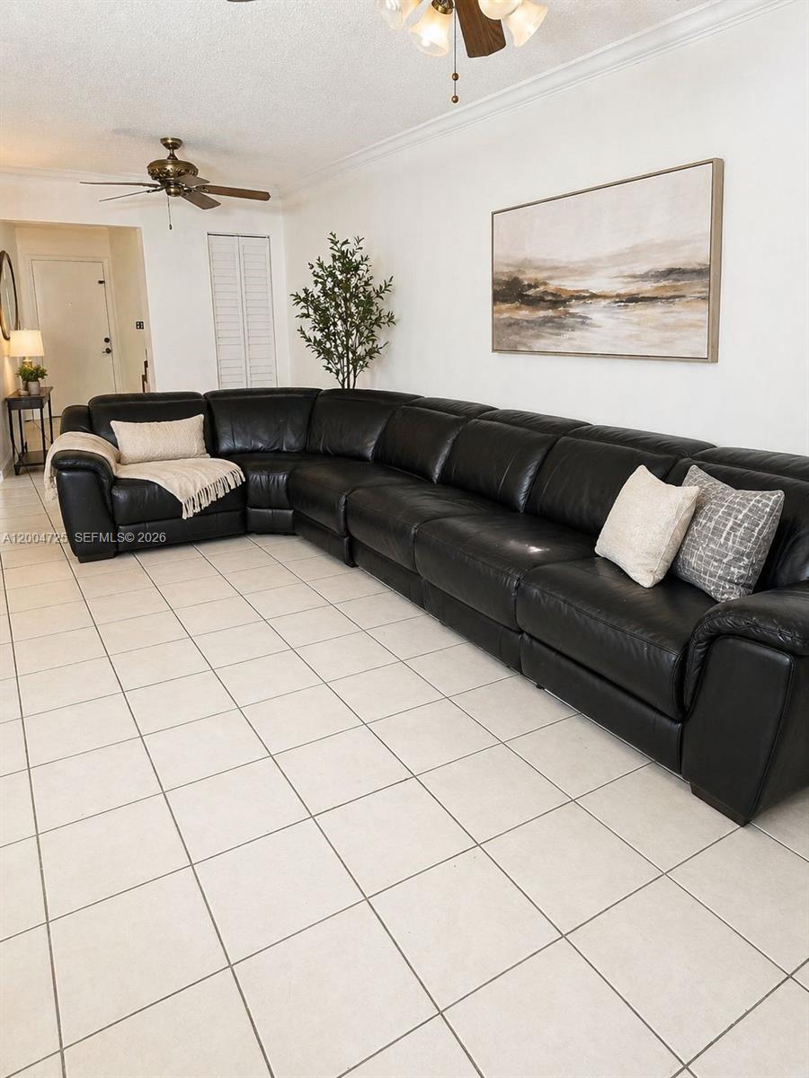 TOWNHOMES OF ORIOLE II - Residential