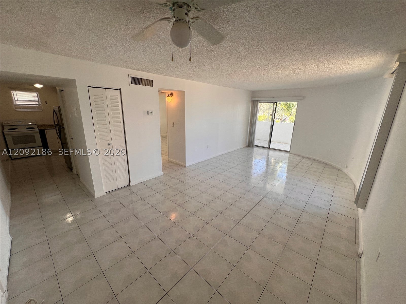 2000 Biarritz Dr 407