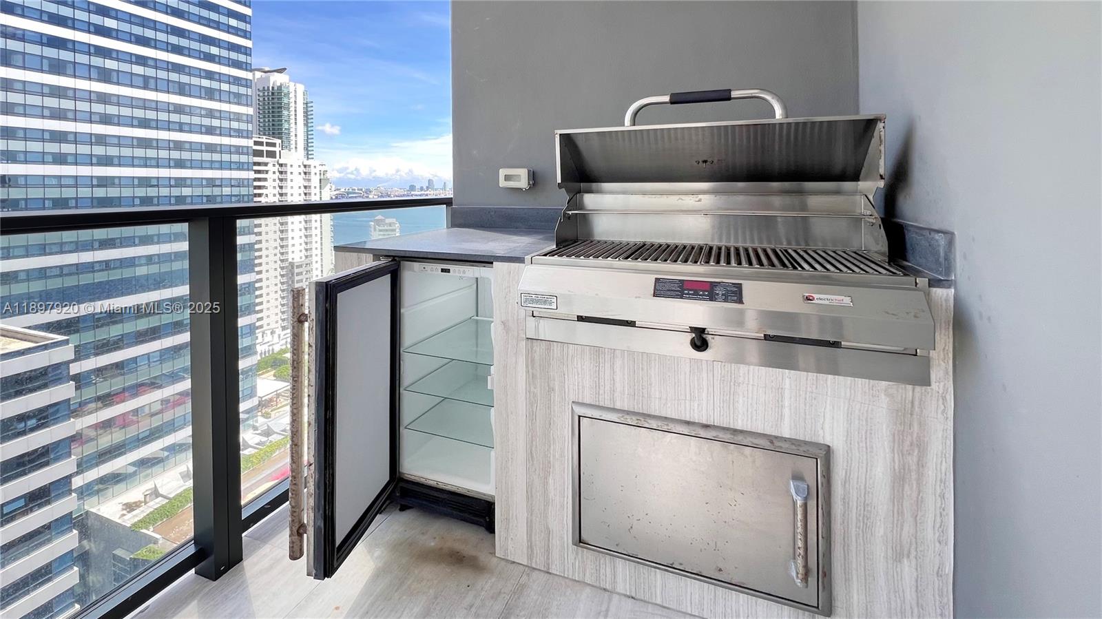 ECHO BRICKELL CONDO - Residential Lease