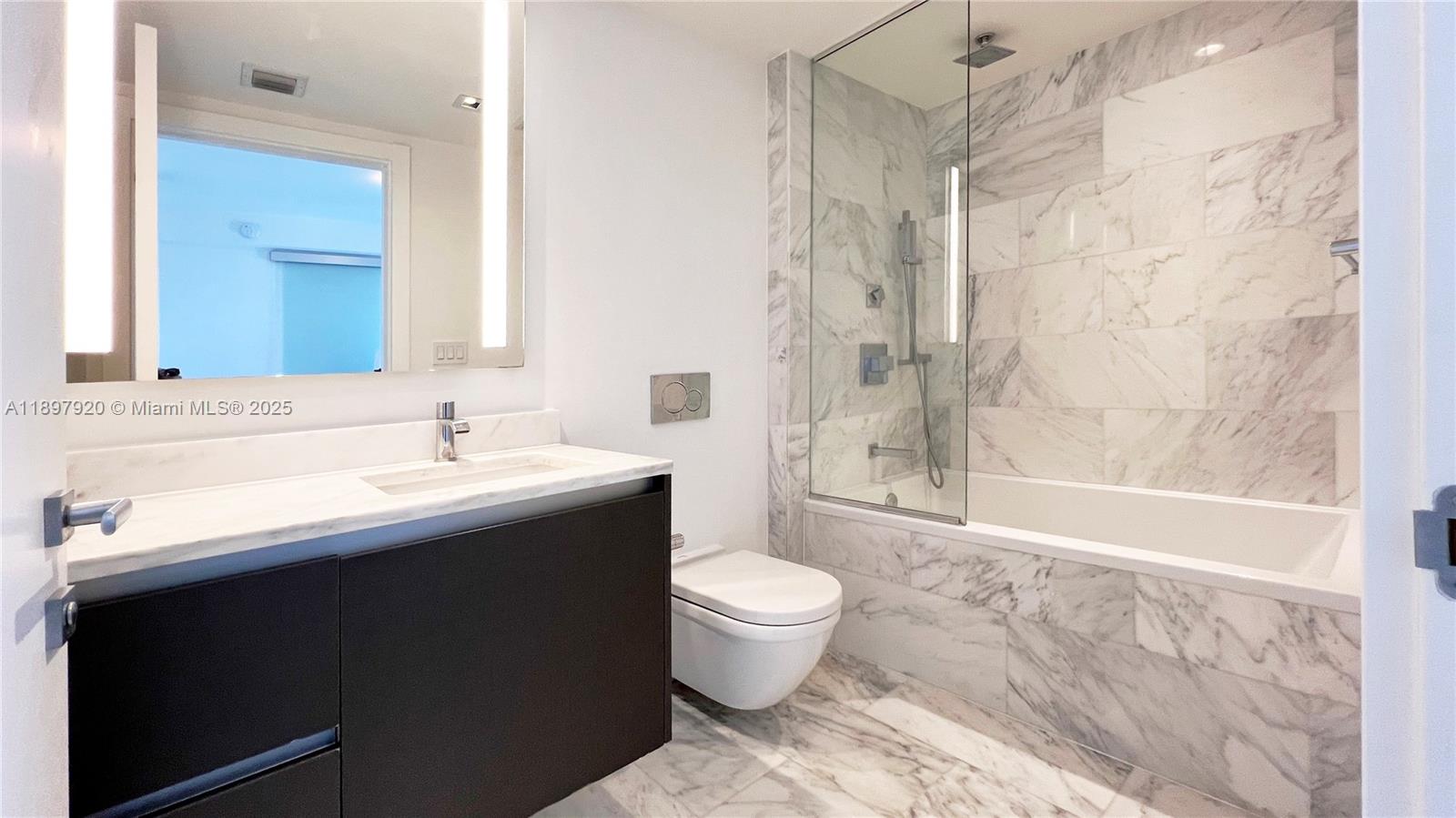 ECHO BRICKELL CONDO - Residential Lease