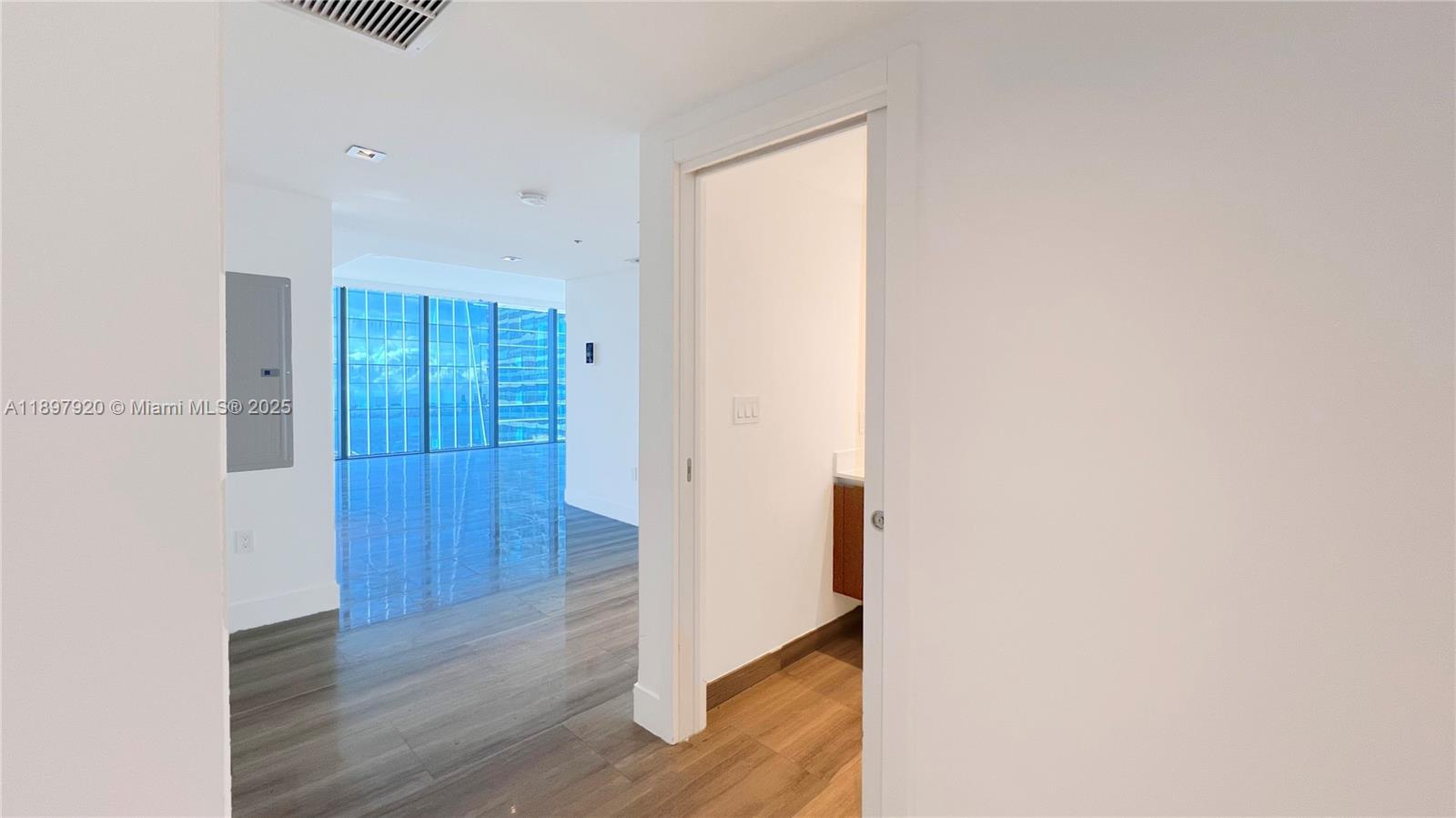ECHO BRICKELL CONDO - Residential Lease