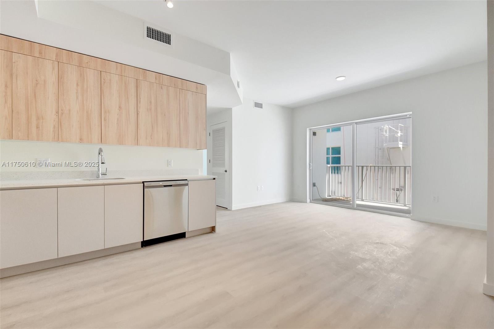 LAKE WORTH HEIGHTS - Residential Lease
