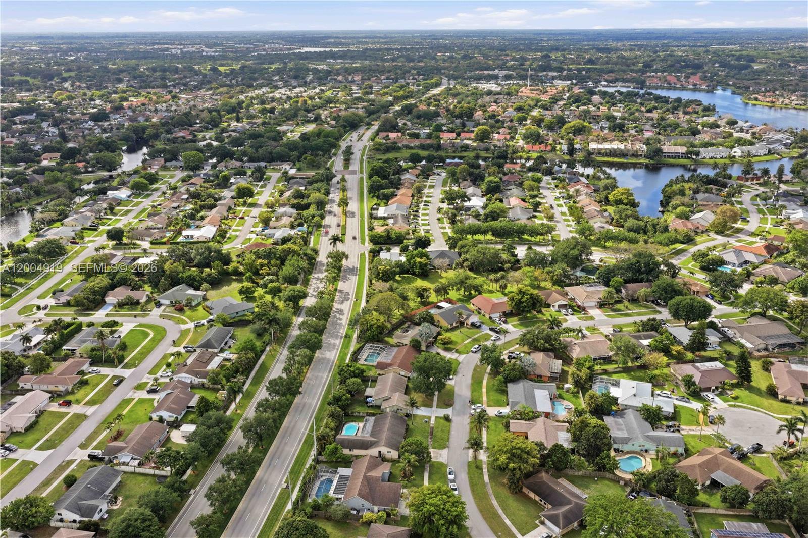 SOUTH SHORE 1 OF WELLINGTO - Residential