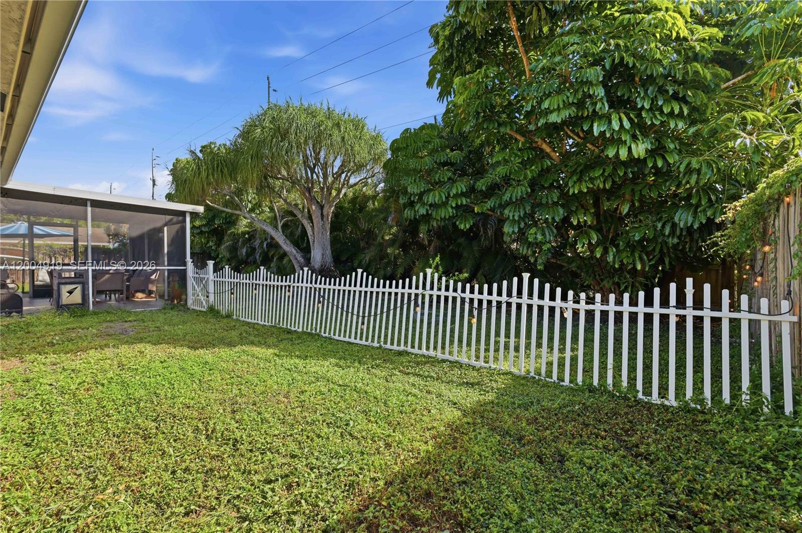 SOUTH SHORE 1 OF WELLINGTO - Residential