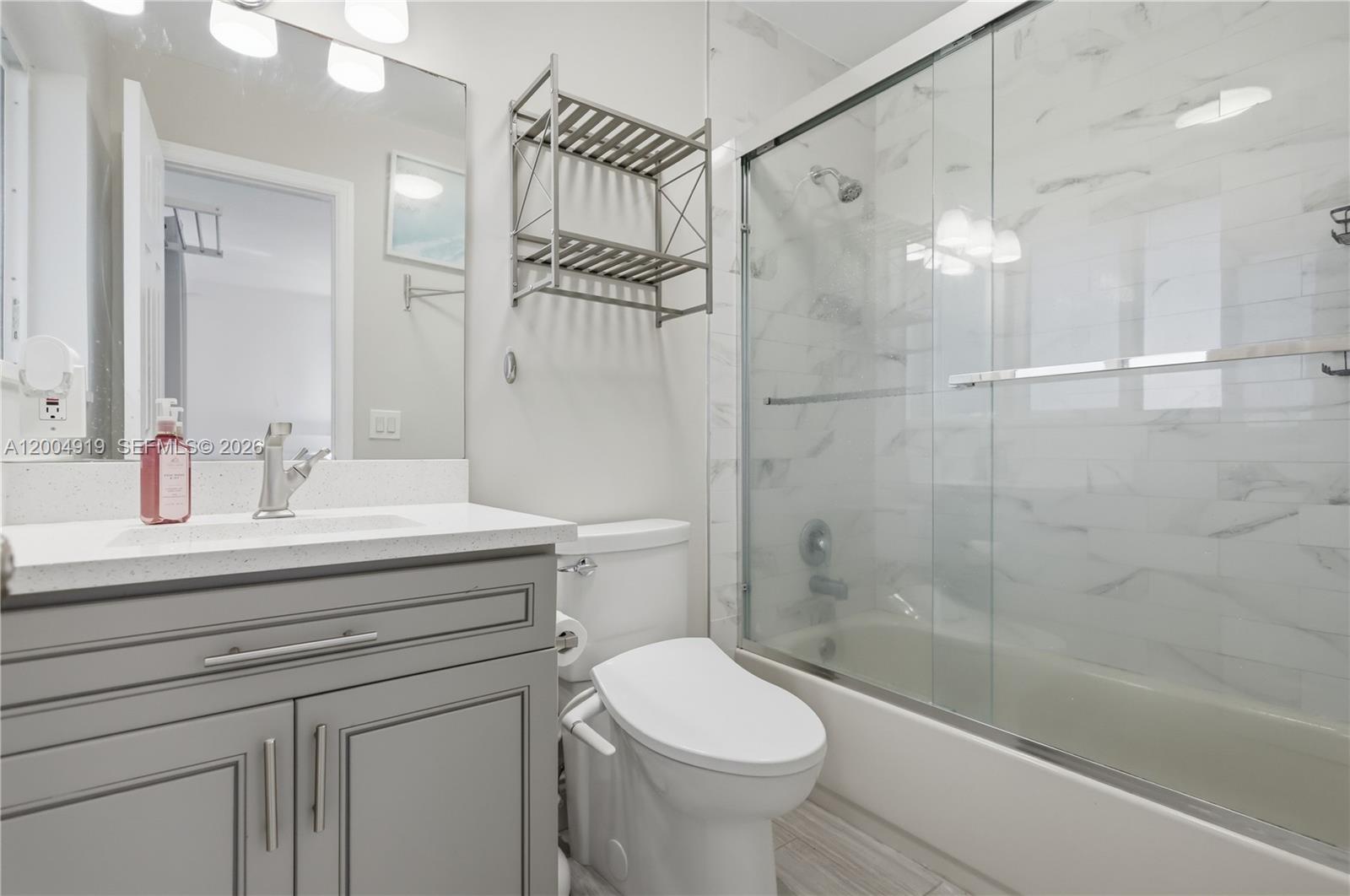 SOUTH SHORE 1 OF WELLINGTO - Residential