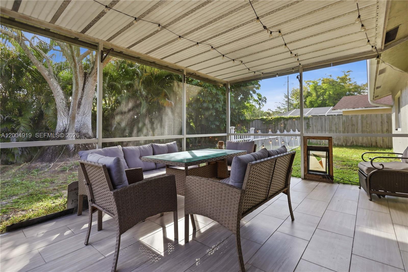 SOUTH SHORE 1 OF WELLINGTO - Residential