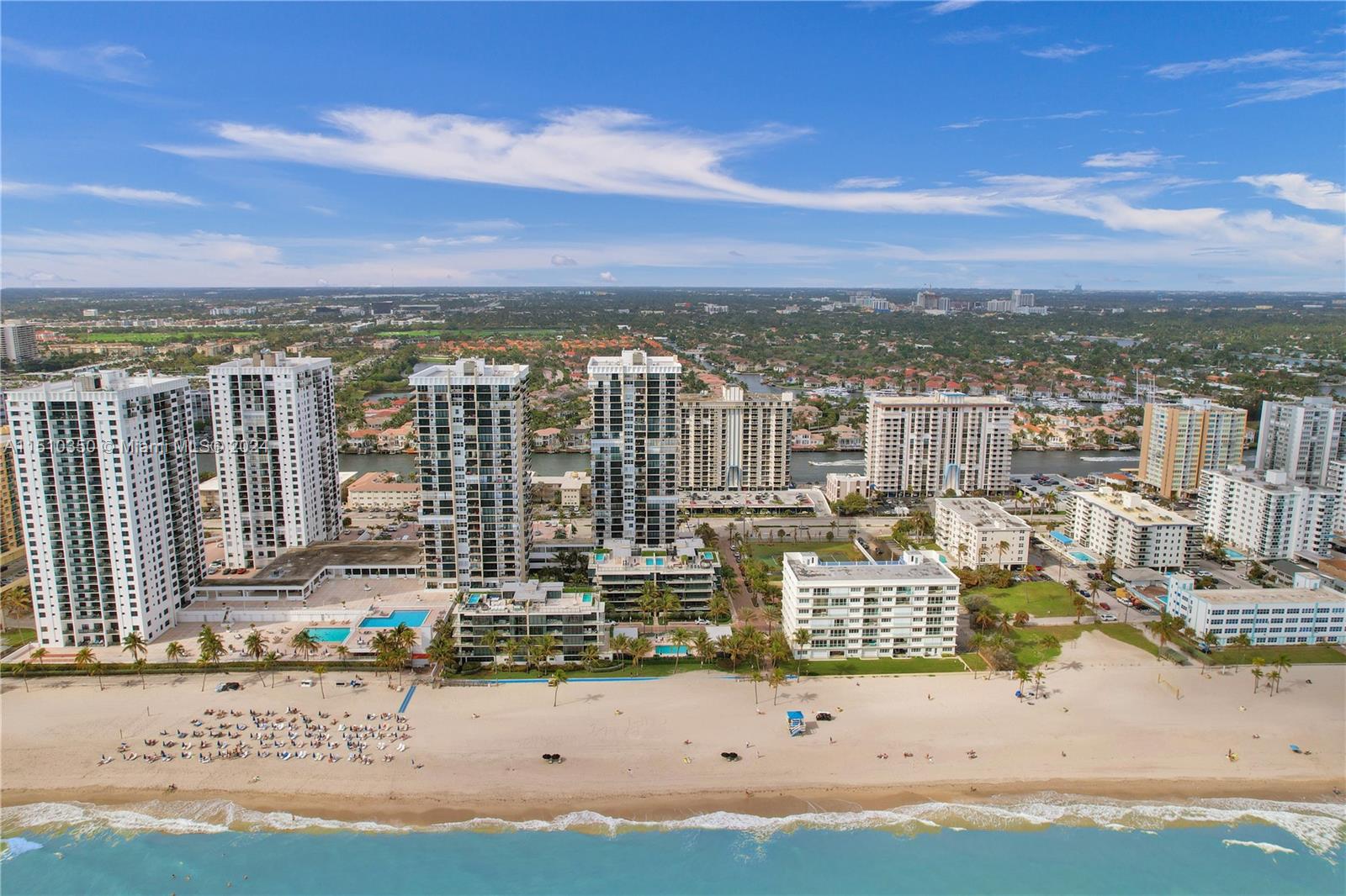 SAGE BEACH CONDO - Residential