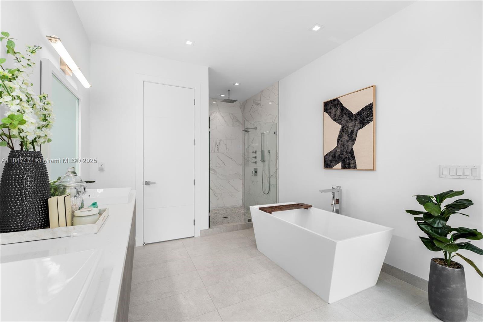 WESTON ESTATES - Residential