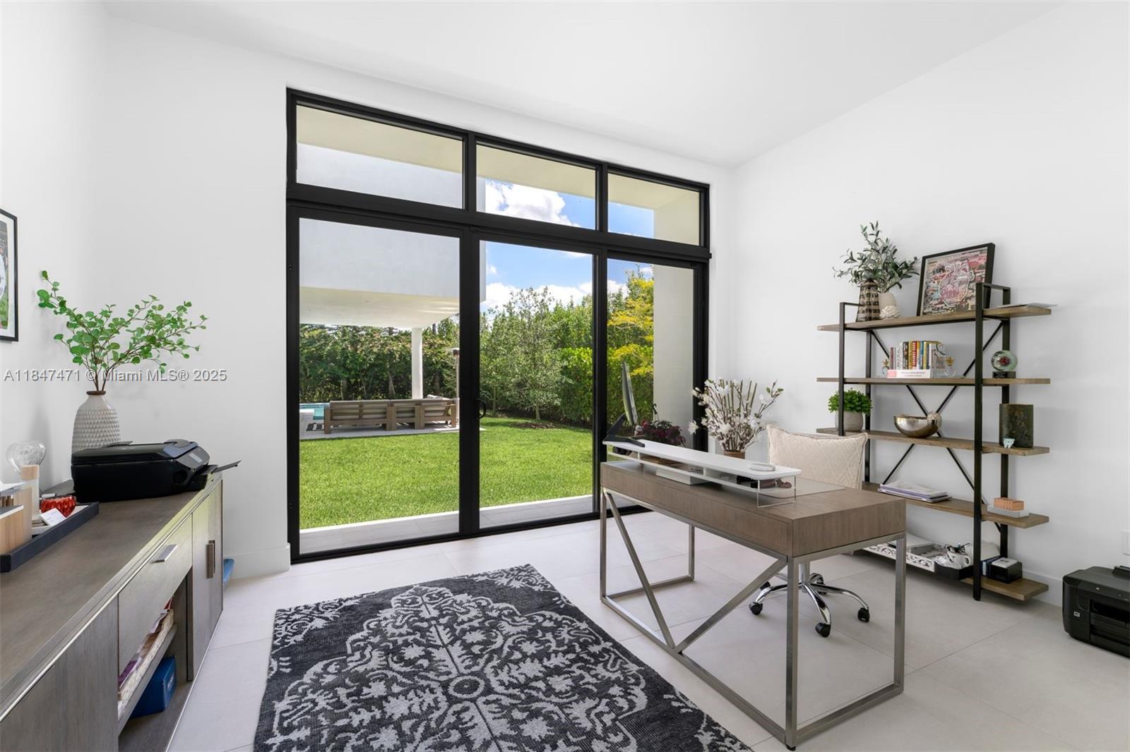 WESTON ESTATES - Residential