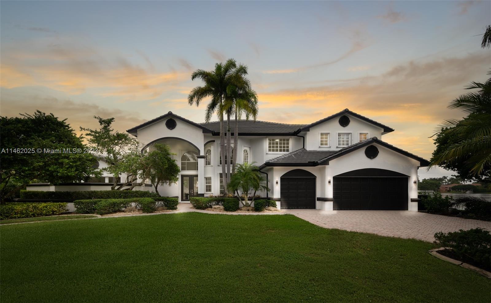 Stunning 5 bed, 4.5 bath home in the boutique community of Westridge has it all. Spanning 4,527 sqft, this updated residence offers the finest finishes throughout. The spacious lot of 35,193 sqft boasts over 300 feet of water frontage, providing the ultimate privacy. Step inside to find porcelain wood-like tiling, modern bathrooms, and an oversized kitchen with stainless steel appliances. The home also features an interior paint refresh, a 3-car garage, exterior paint, new roof, Accordian shutters, new AC units and much more. Located near excellent schools, this is an opportunity not to be missed!