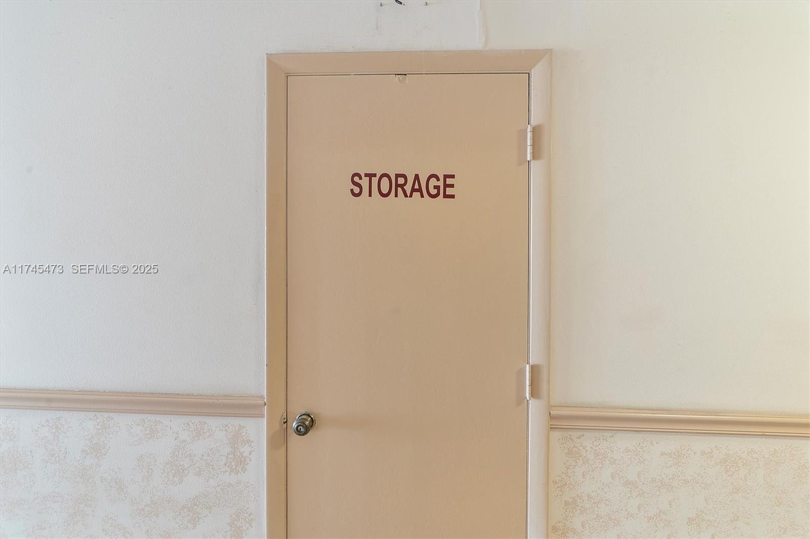 CAMBRIDGE TOWERS CONDO - Residential