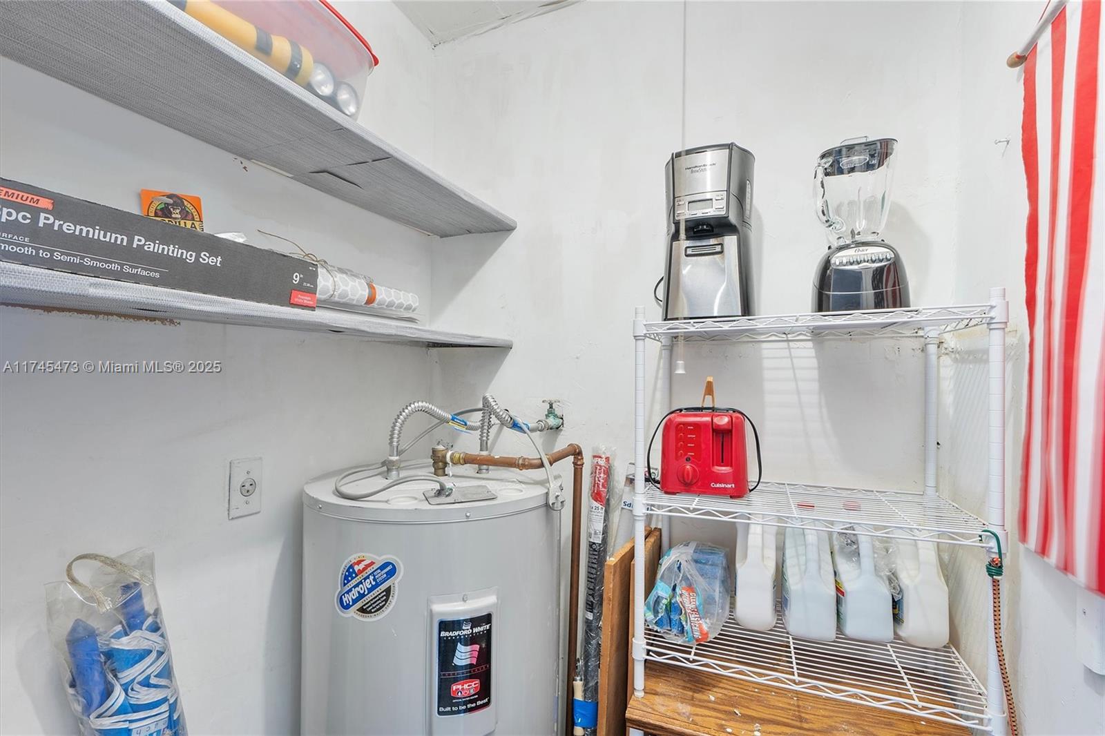 CAMBRIDGE TOWERS CONDO - Residential