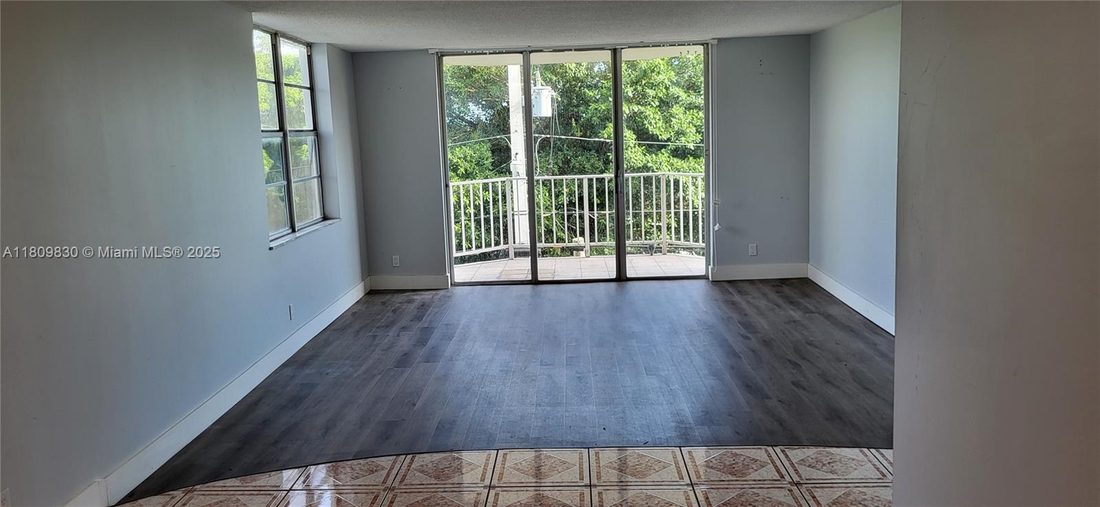 16740 Ne 9th Ave 311, North Miami Beach, Miami-Dade County, Florida - 2 Bedrooms  
2 Bathrooms - 