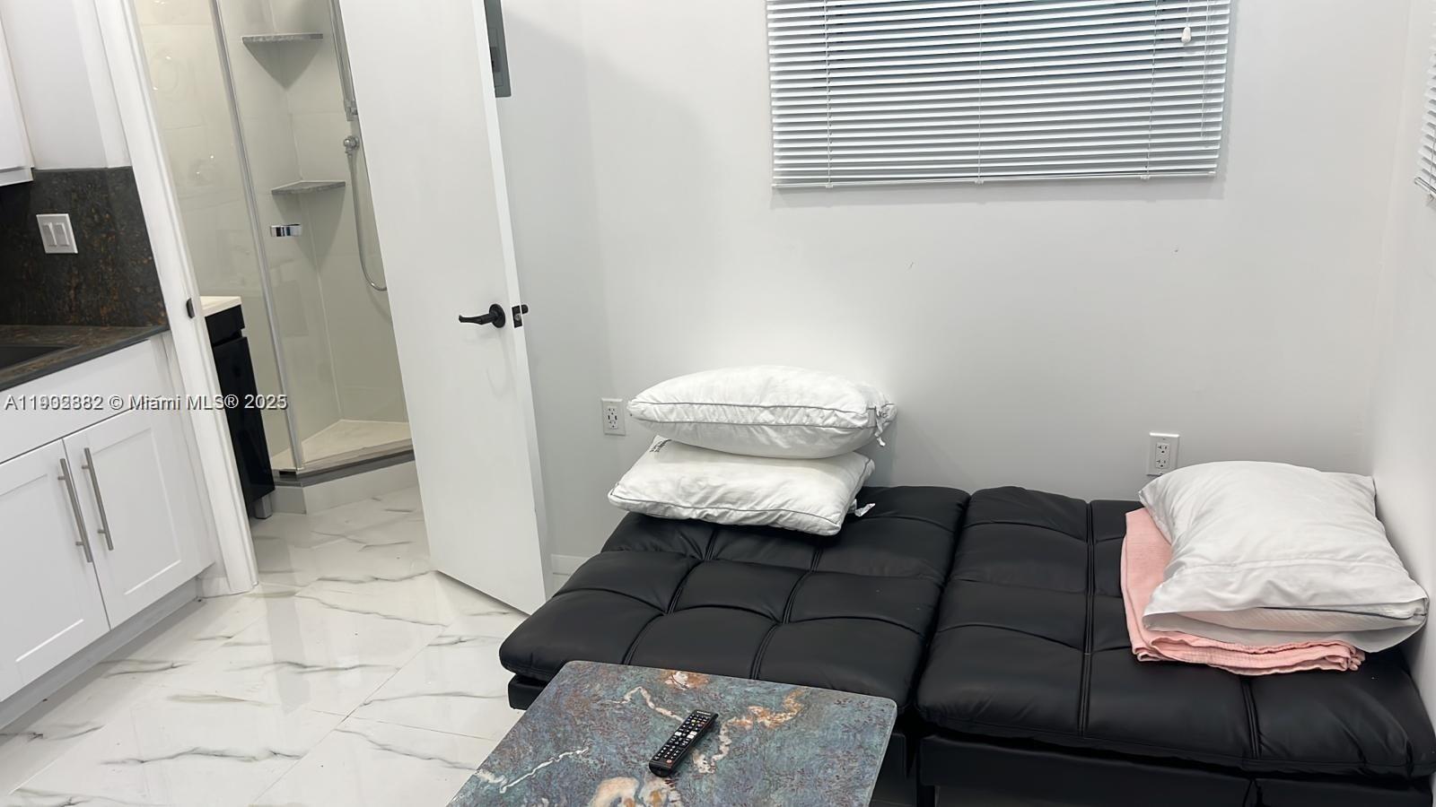 OCEANSIDE SEC ISLE OF NOR - Residential Lease