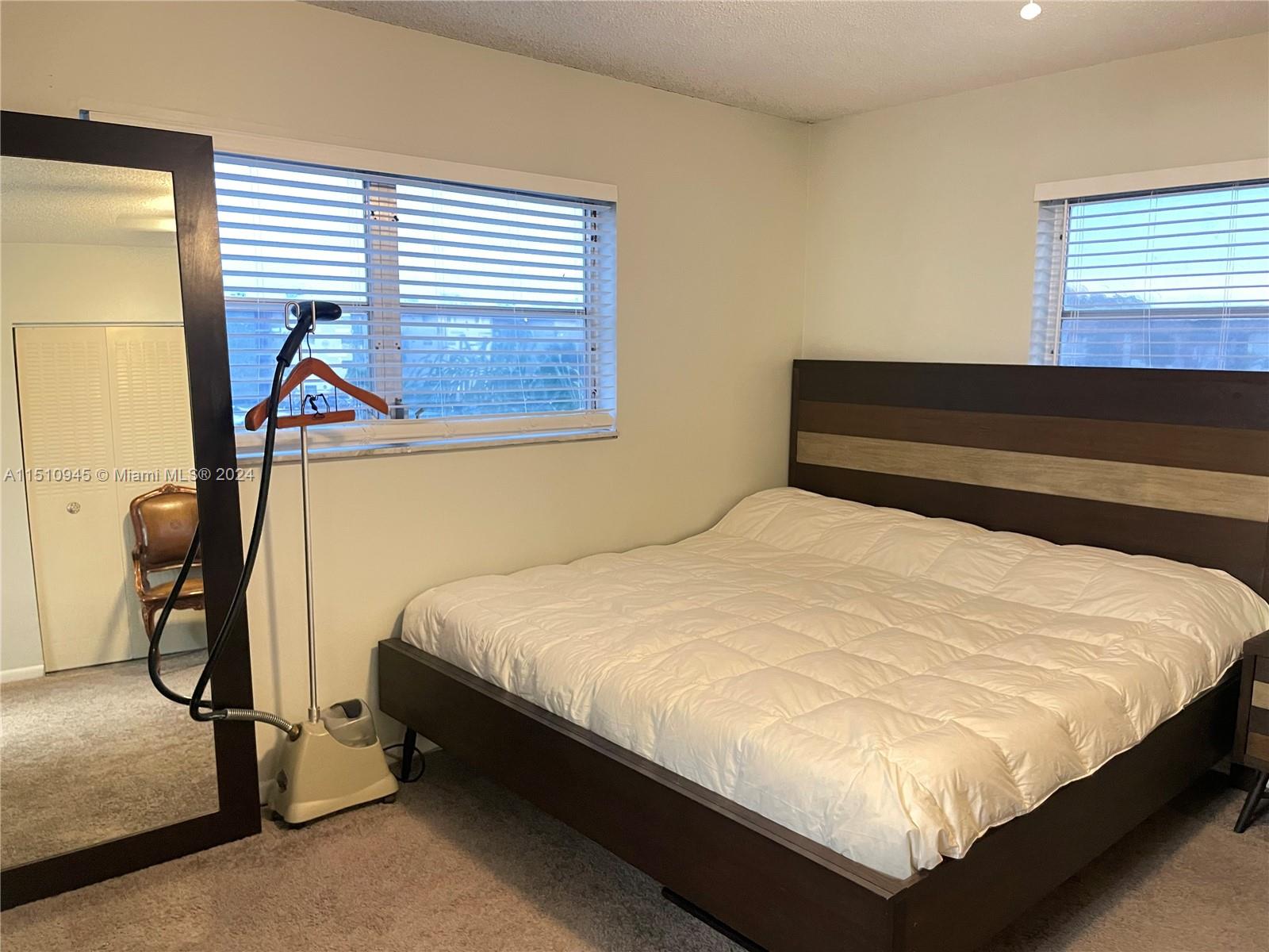 ARROWHEAD CONDO NO IX - Residential Lease