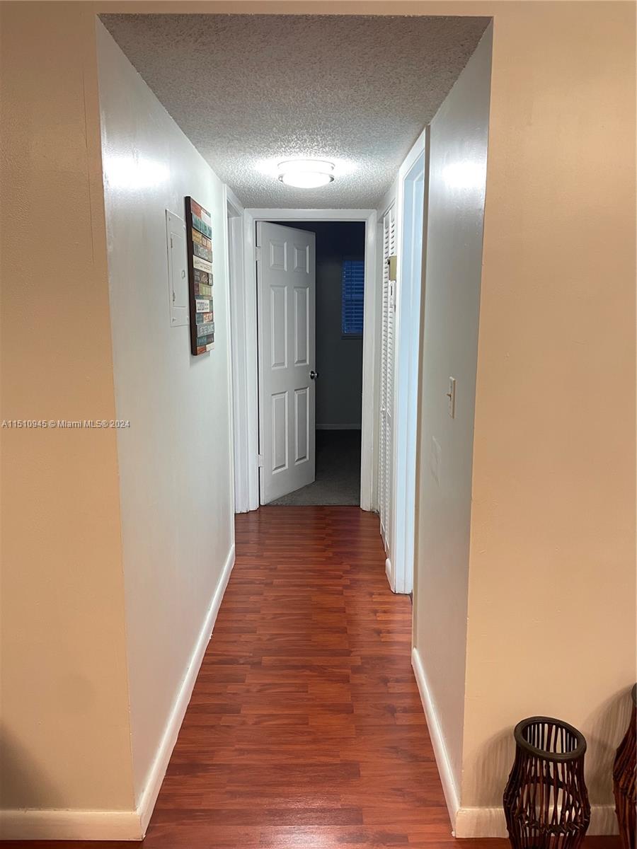 ARROWHEAD CONDO NO IX - Residential Lease