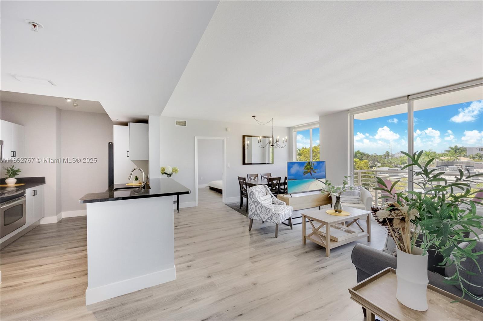 VENTURE AT AVENTURA WEST - Residential