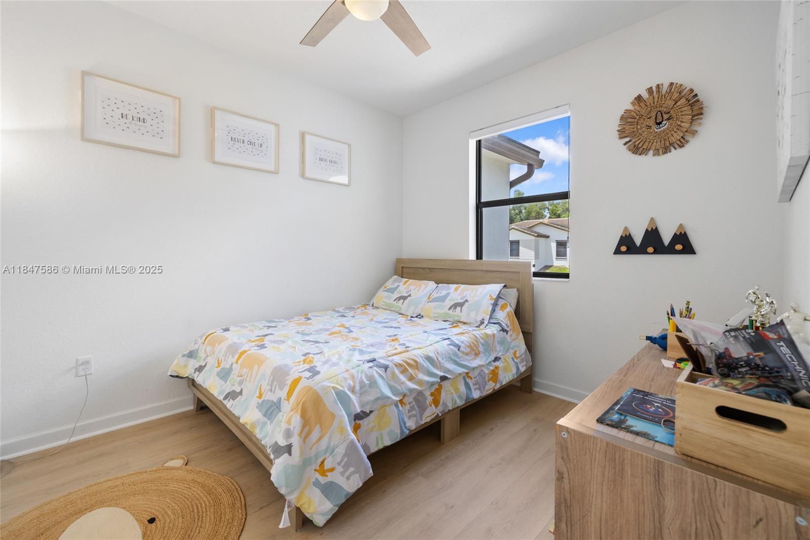 STELLAR PEMBROKE PINES - Residential Lease