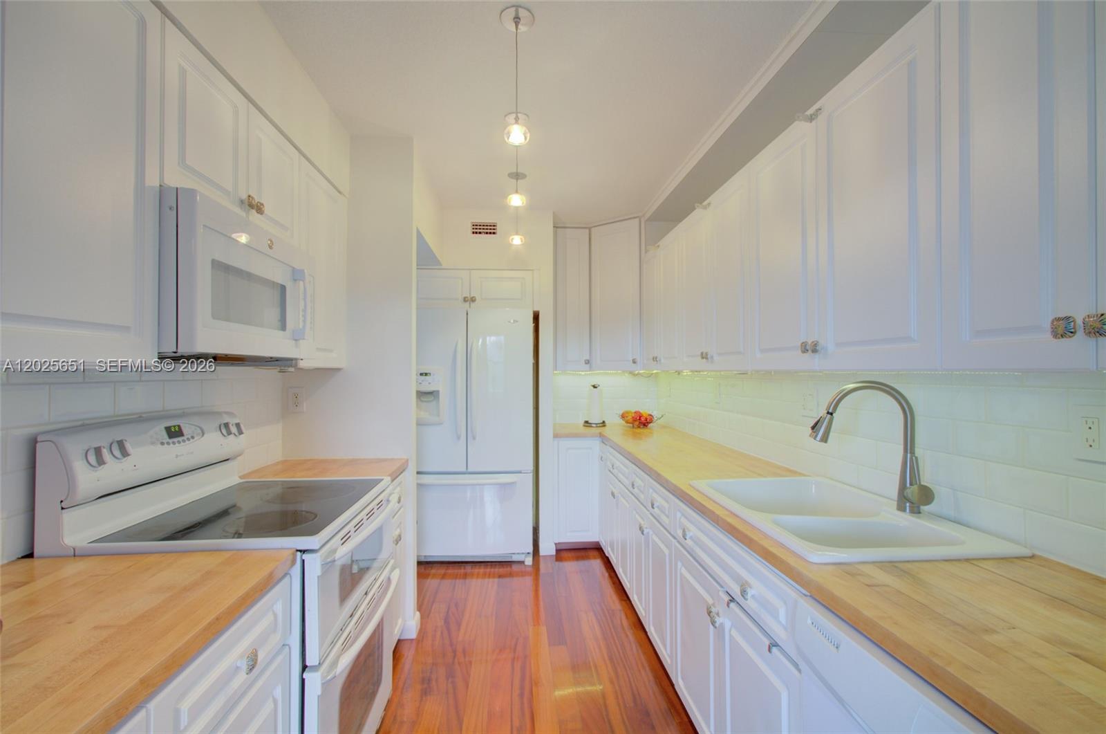 KEY COLONY NO 4 CONDO - Residential