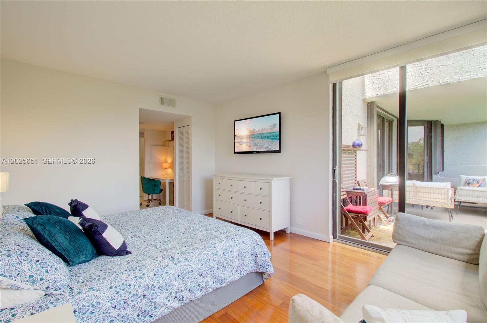 KEY COLONY NO 4 CONDO - Residential