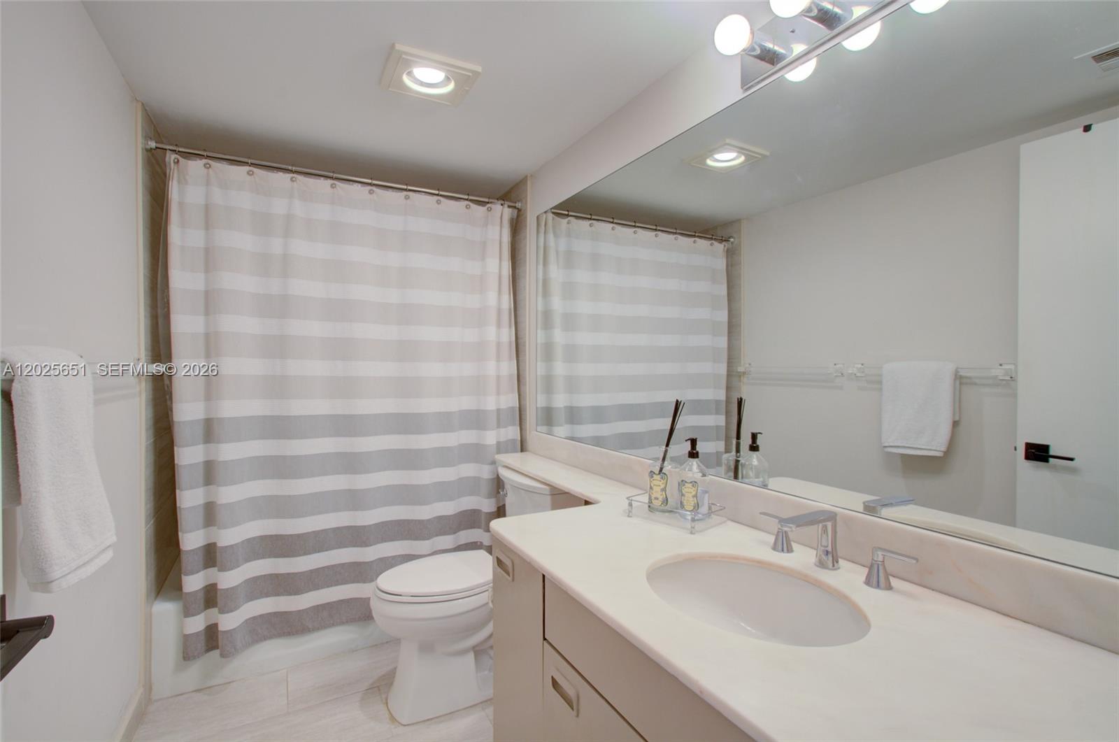 KEY COLONY NO 4 CONDO - Residential
