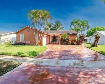 Property for Sale at 8640 Nw 4th St, Pembroke Pines, Miami-Dade County, Florida - Bedrooms: 3 
Bathrooms: 2  - $615,000