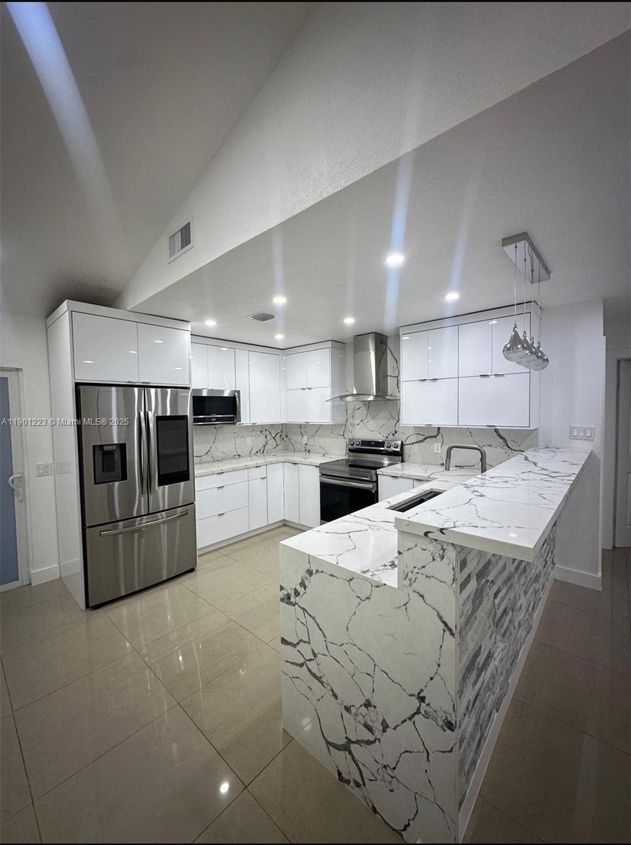 OAK PARK SEC 2 - Residential Lease