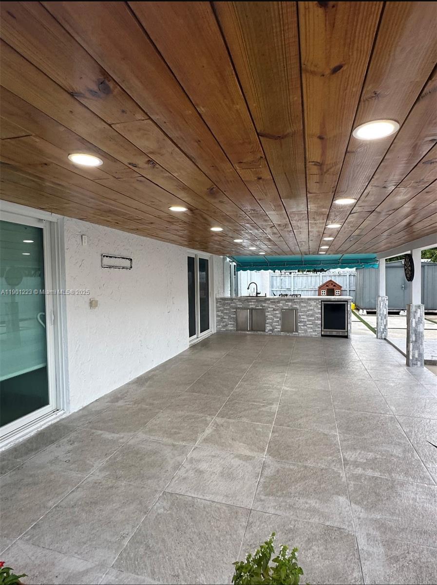 OAK PARK SEC 2 - Residential Lease