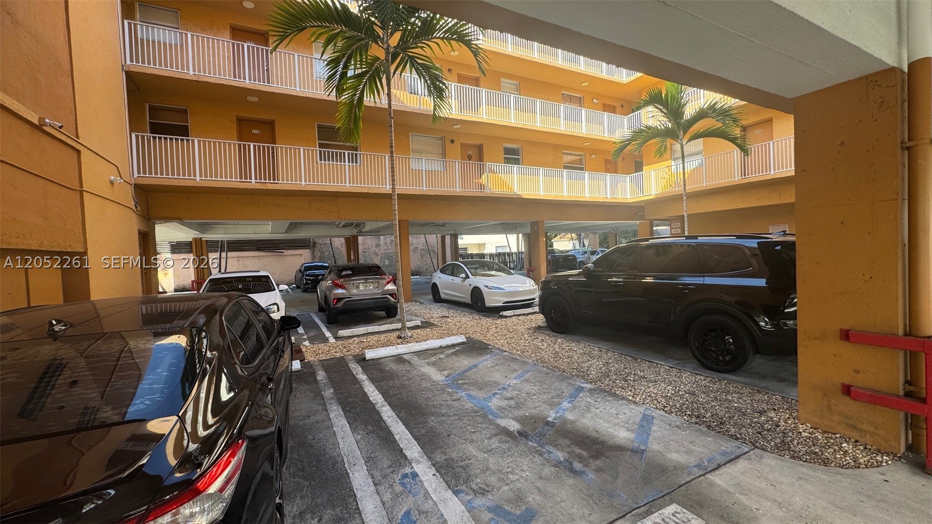 2441 SW 31st Ave 303
