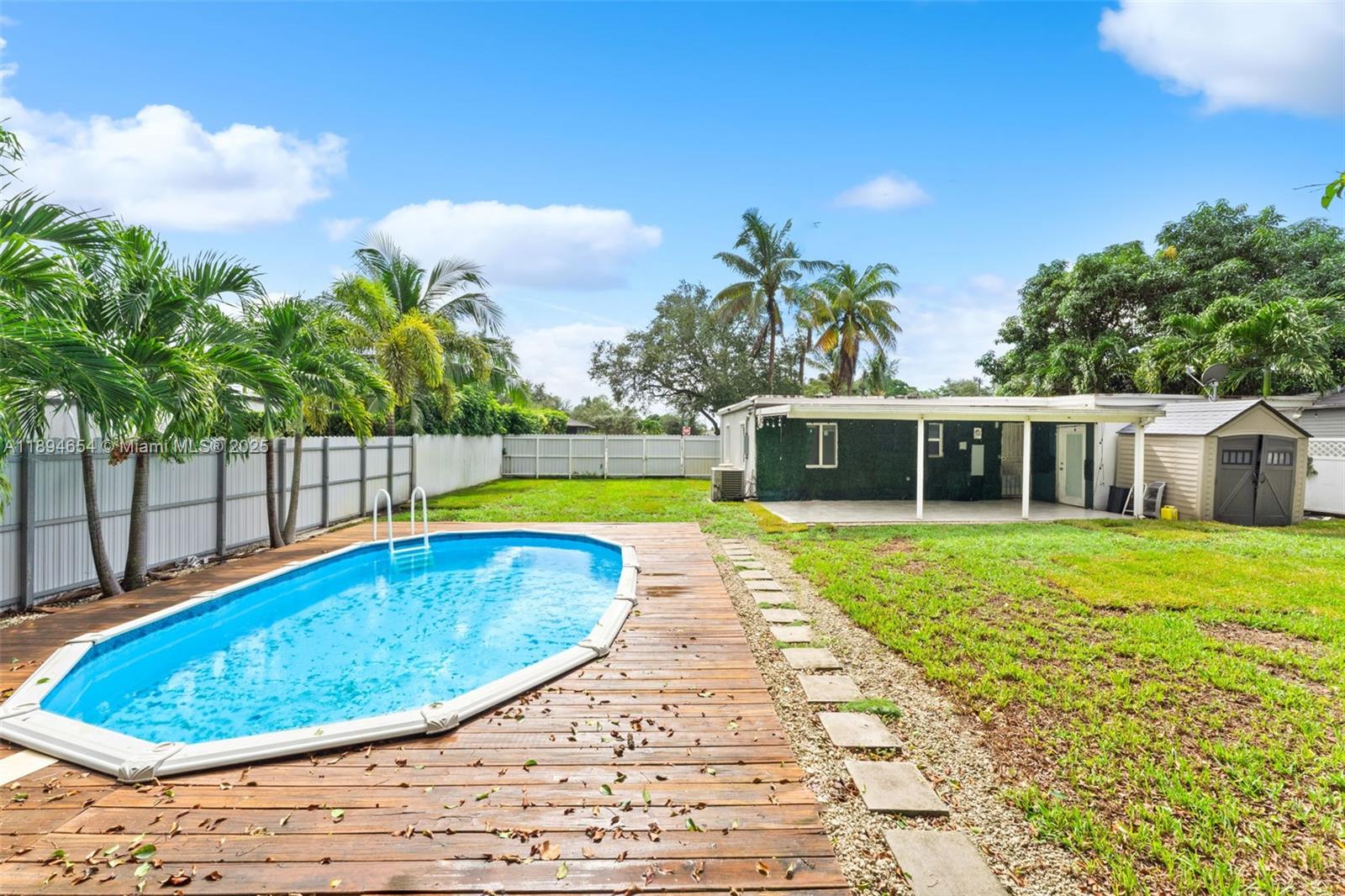 BUNCHE PARK - Residential