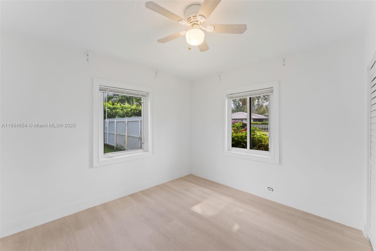 BUNCHE PARK - Residential