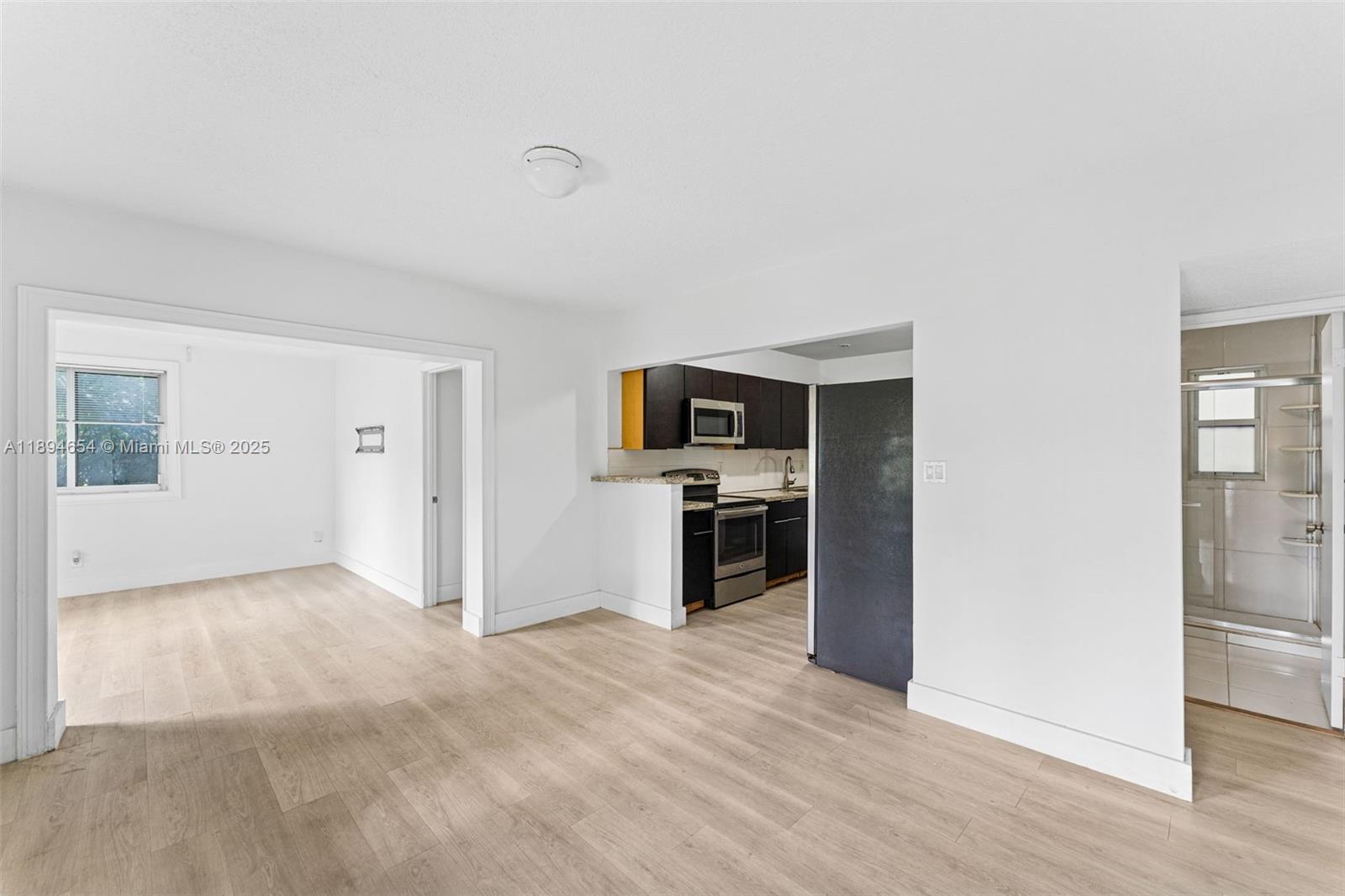 BUNCHE PARK - Residential