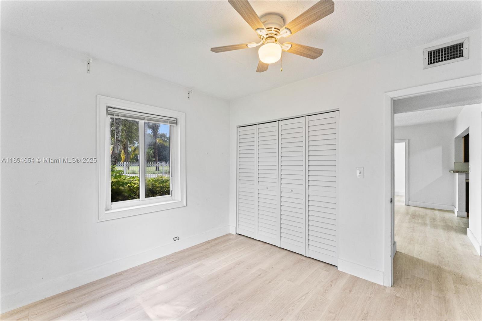 BUNCHE PARK - Residential