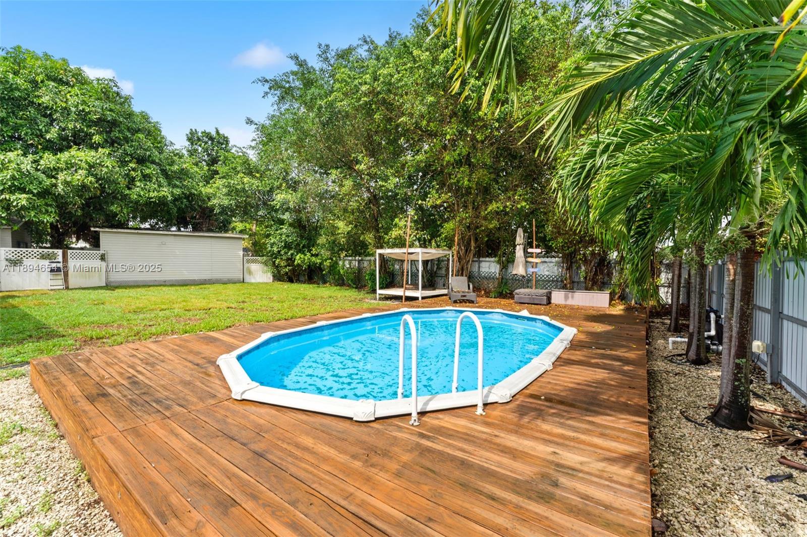 BUNCHE PARK - Residential