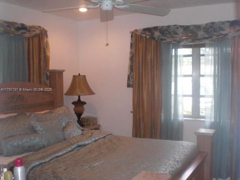 5012 SW 90th Way 5012 Cooper City FL 33328