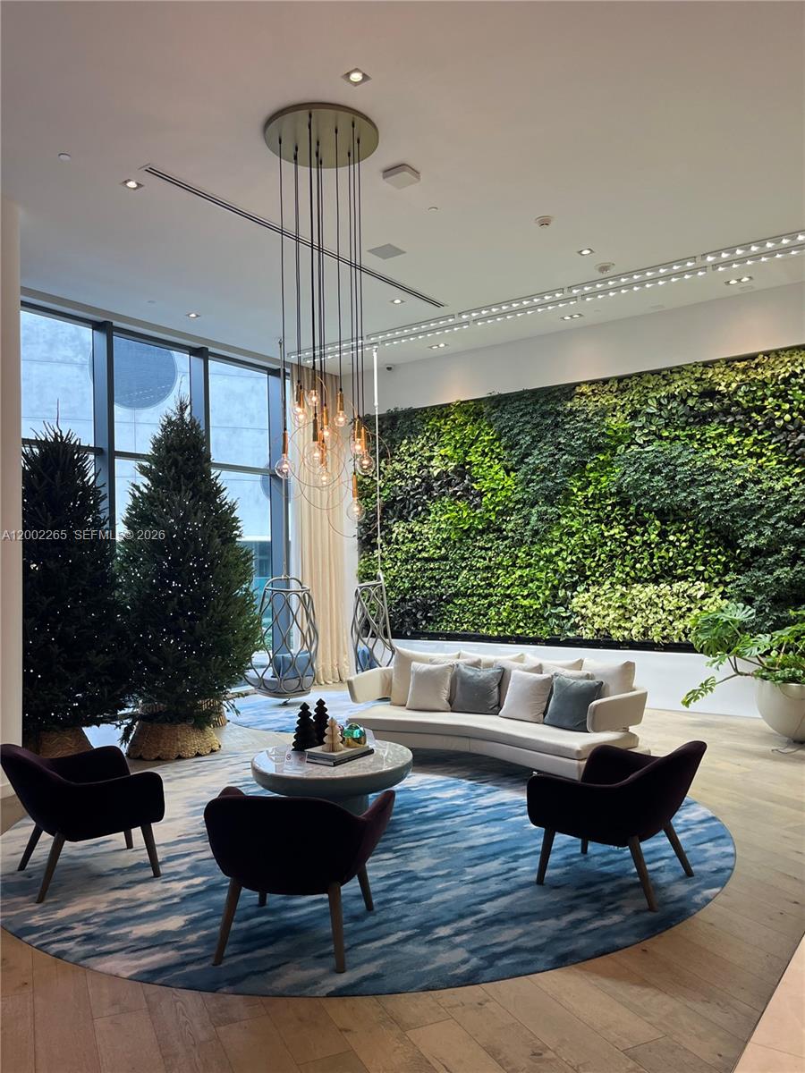 PARAISO BAY CONDO - Residential Lease