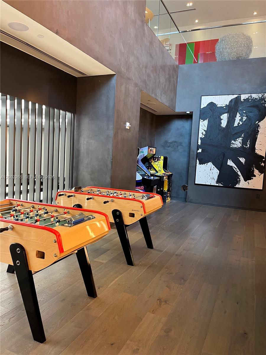 PARAISO BAY CONDO - Residential Lease