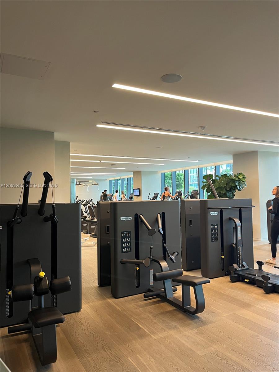 PARAISO BAY CONDO - Residential Lease