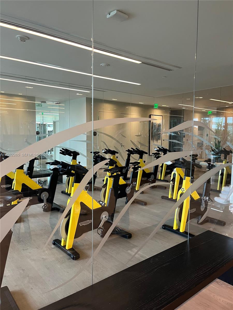 PARAISO BAY CONDO - Residential Lease