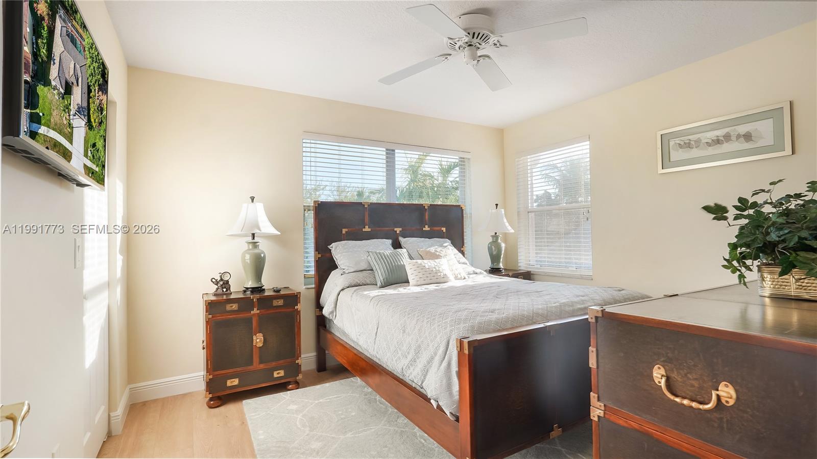 SUNSET LAKES PLAT TWO - Residential