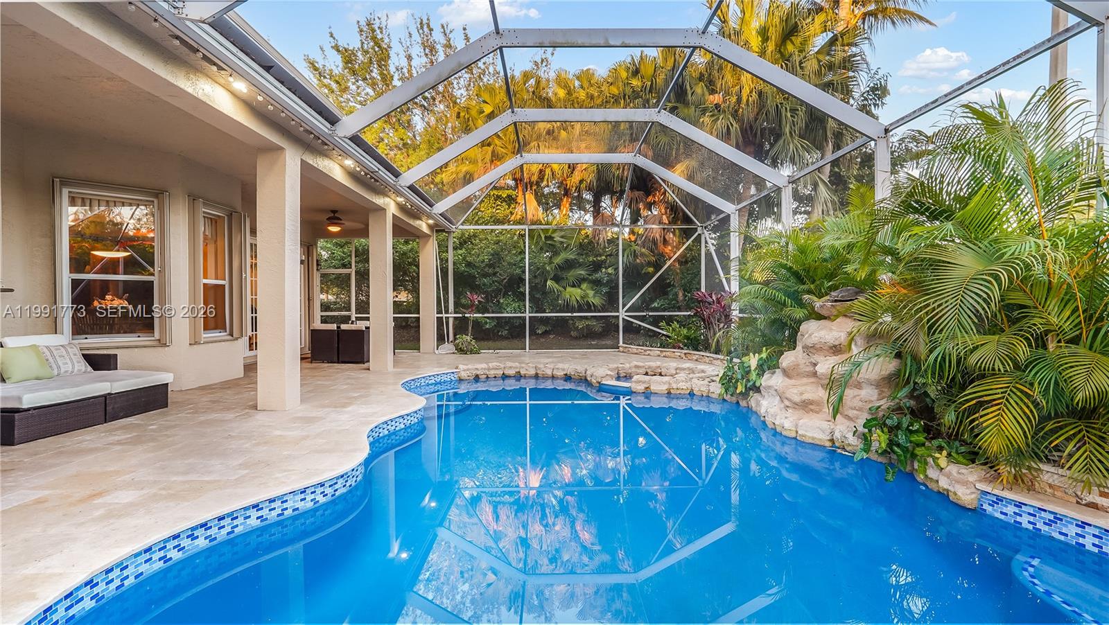 SUNSET LAKES PLAT TWO - Residential