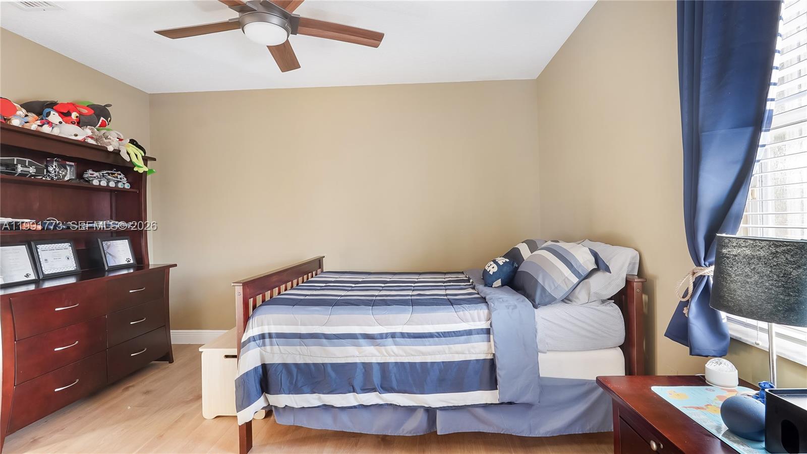 SUNSET LAKES PLAT TWO - Residential