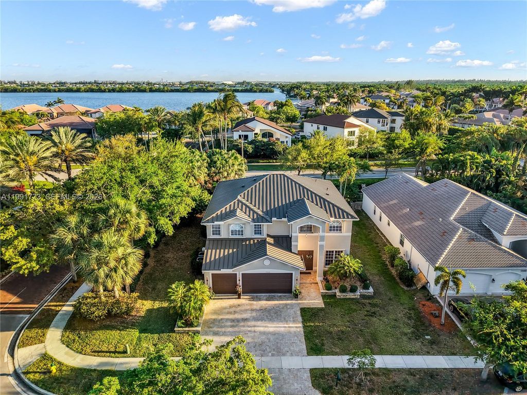 Photo of 19400 SW 39th Ct, Miramar, FL 33029 (MLS # A11991773)