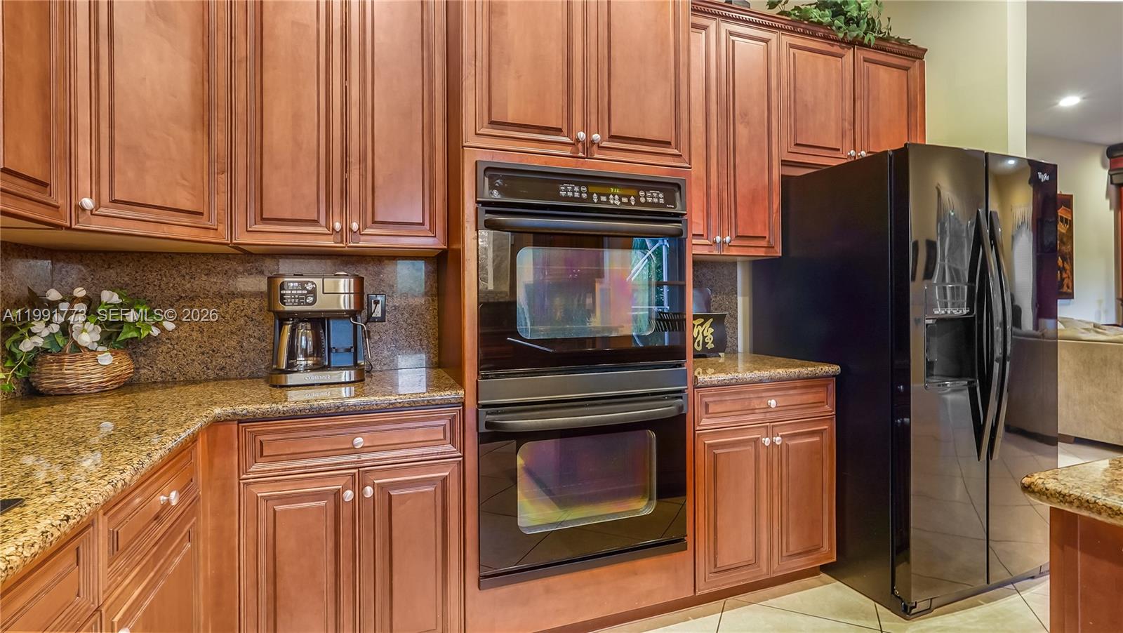 SUNSET LAKES PLAT TWO - Residential