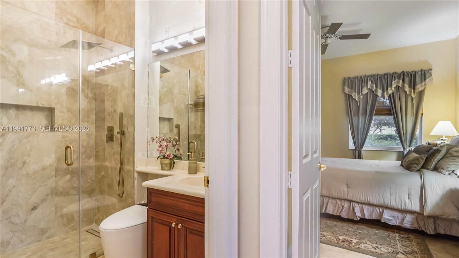 SUNSET LAKES PLAT TWO - Residential