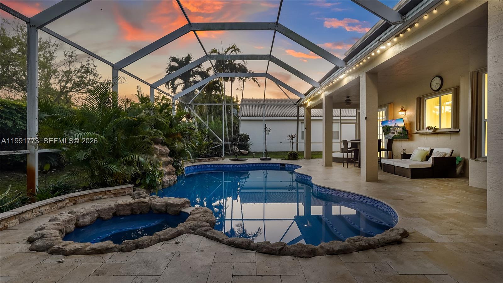 SUNSET LAKES PLAT TWO - Residential