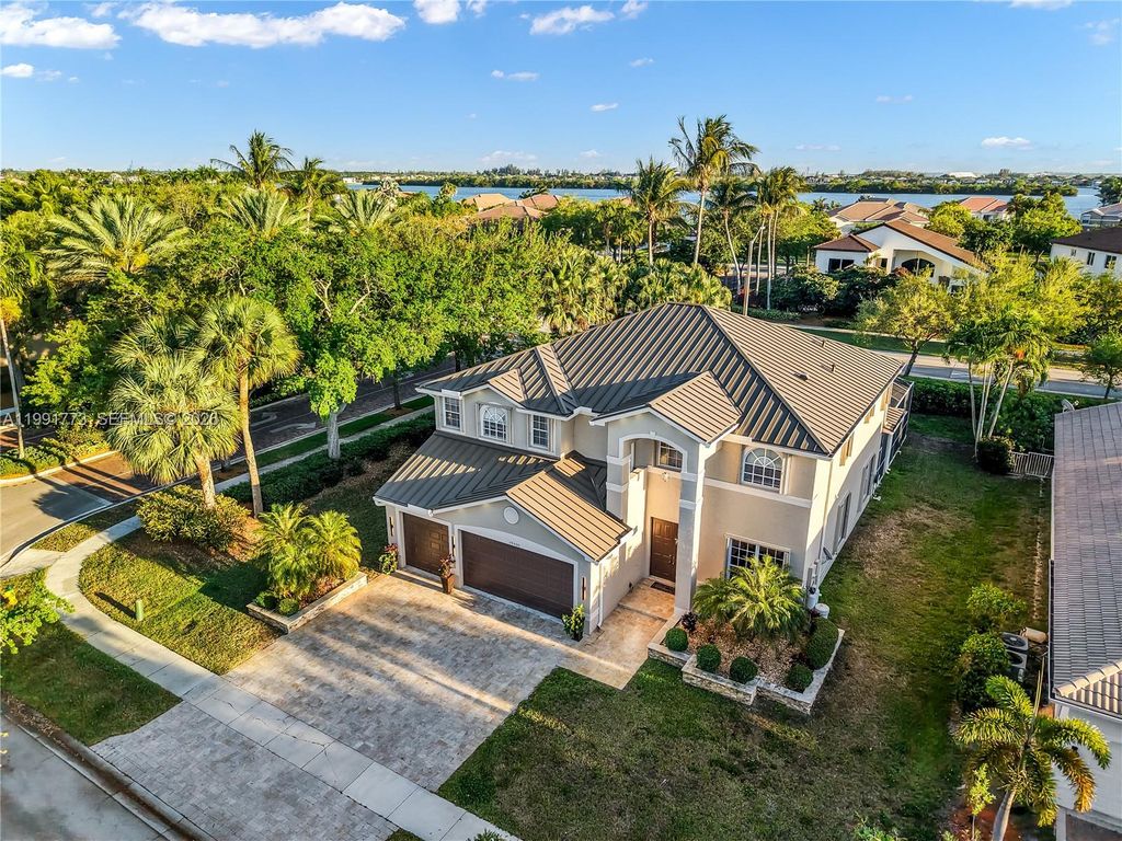 Photo of 19400 SW 39th Ct, Miramar, FL 33029 (MLS # A11991773)
