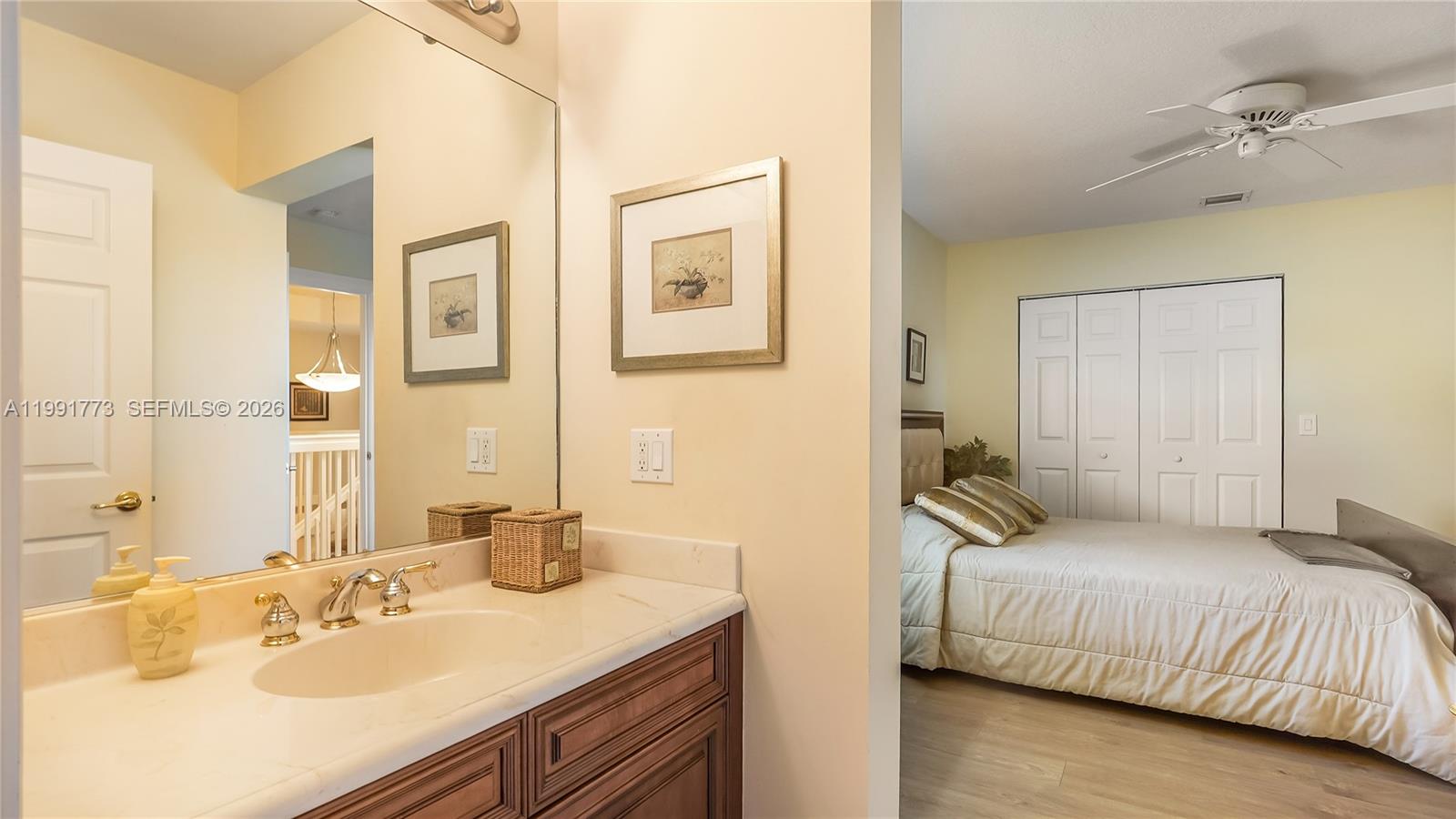 SUNSET LAKES PLAT TWO - Residential