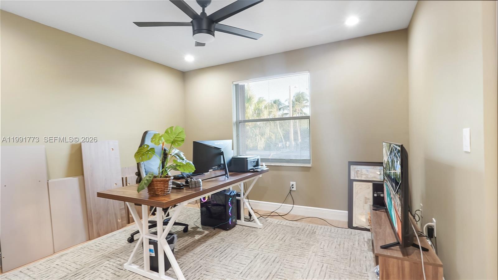 SUNSET LAKES PLAT TWO - Residential